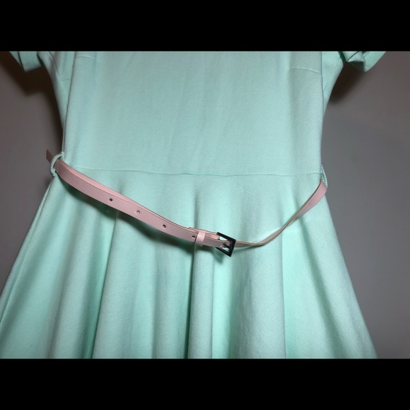 Small H&M Capped Sleeve Flow Dress - Picture 4 of 10